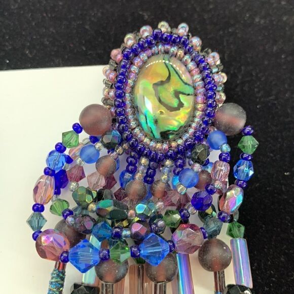 Vtg iridescent abalone glass beaded chandelier artist made clip earrings - Picture 10 of 10
